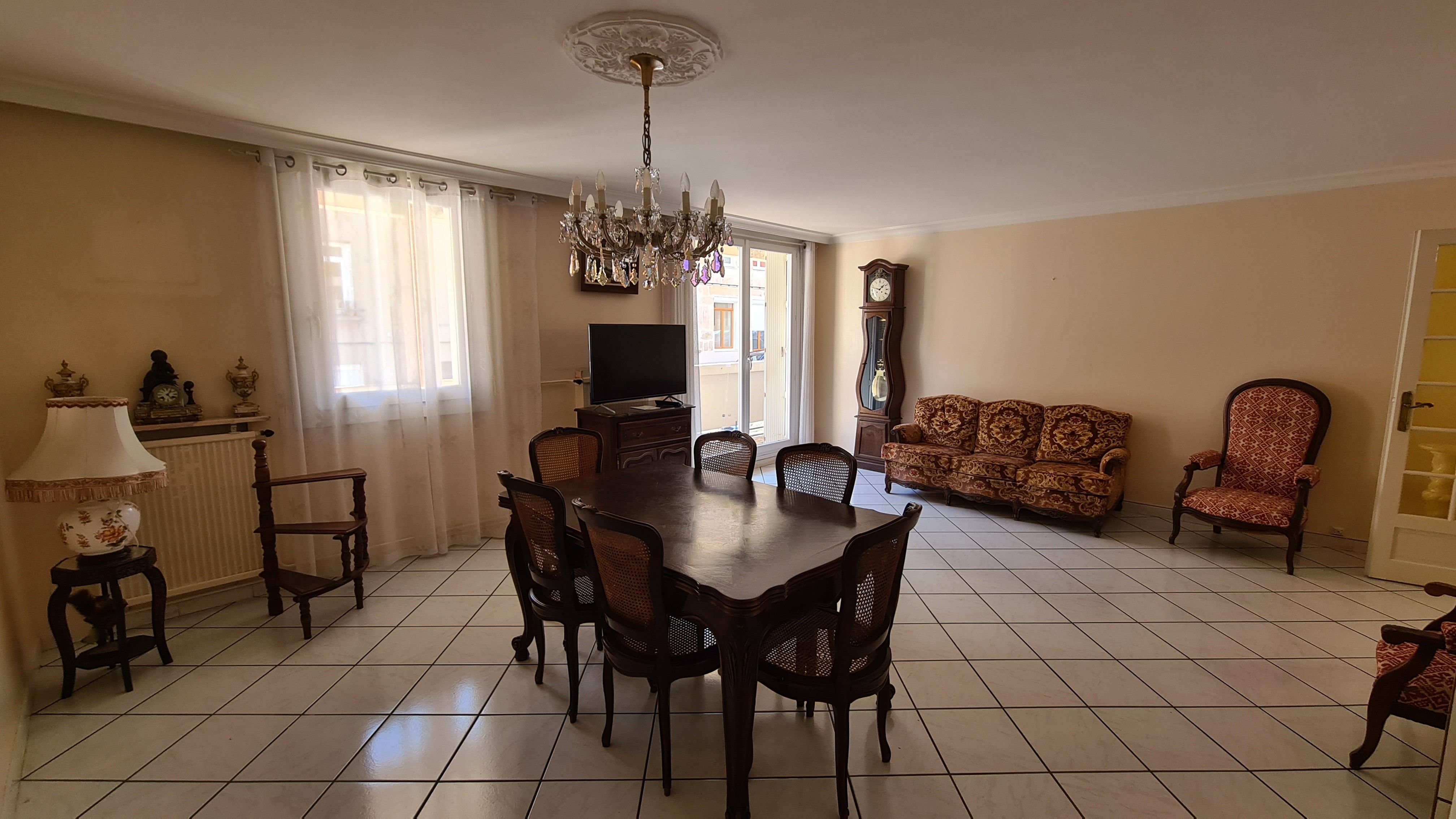 Appartement à Saint-Étienne — vignette 2
