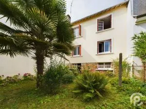 Maison avec jardin au coeur du Jardin parisien
