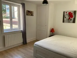 Apartment à Écully — vignette 6