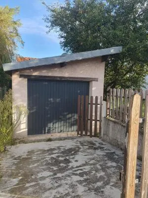 House à Saint-André-les-Vergers — vignette 3