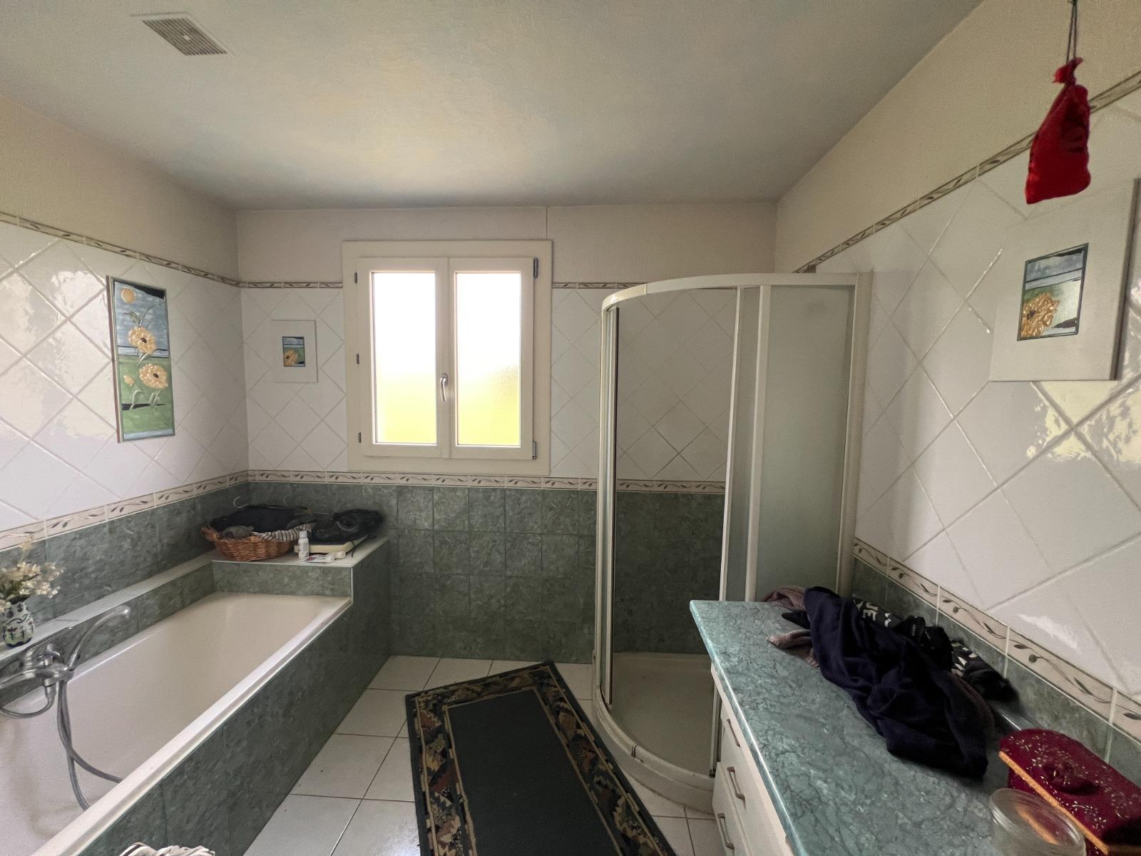 Maison à Limeyrat — vignette 6