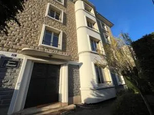 APPARTEMENT QUARTIER CASERNES BRUNE