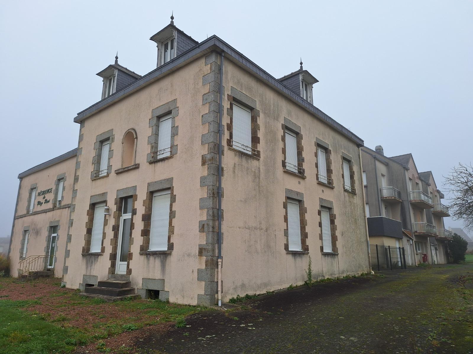 Immeuble à Juvigné — vignette 2