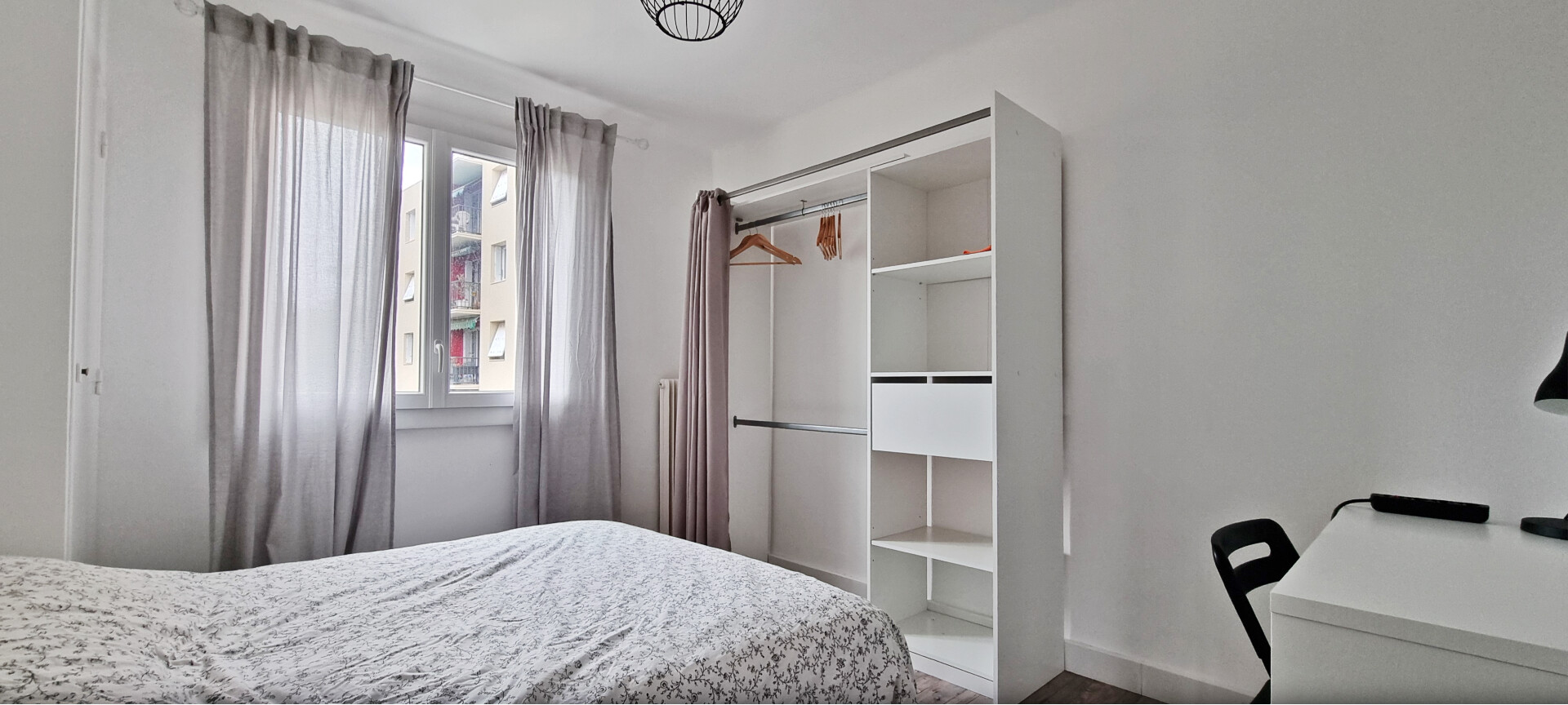 Apartment à Nîmes — vignette 8