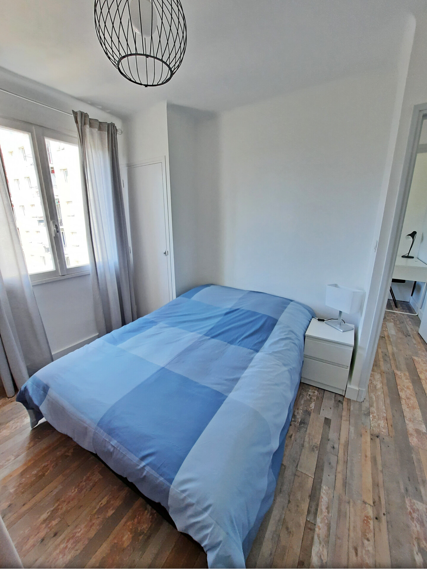 Apartment à Nîmes — vignette 9