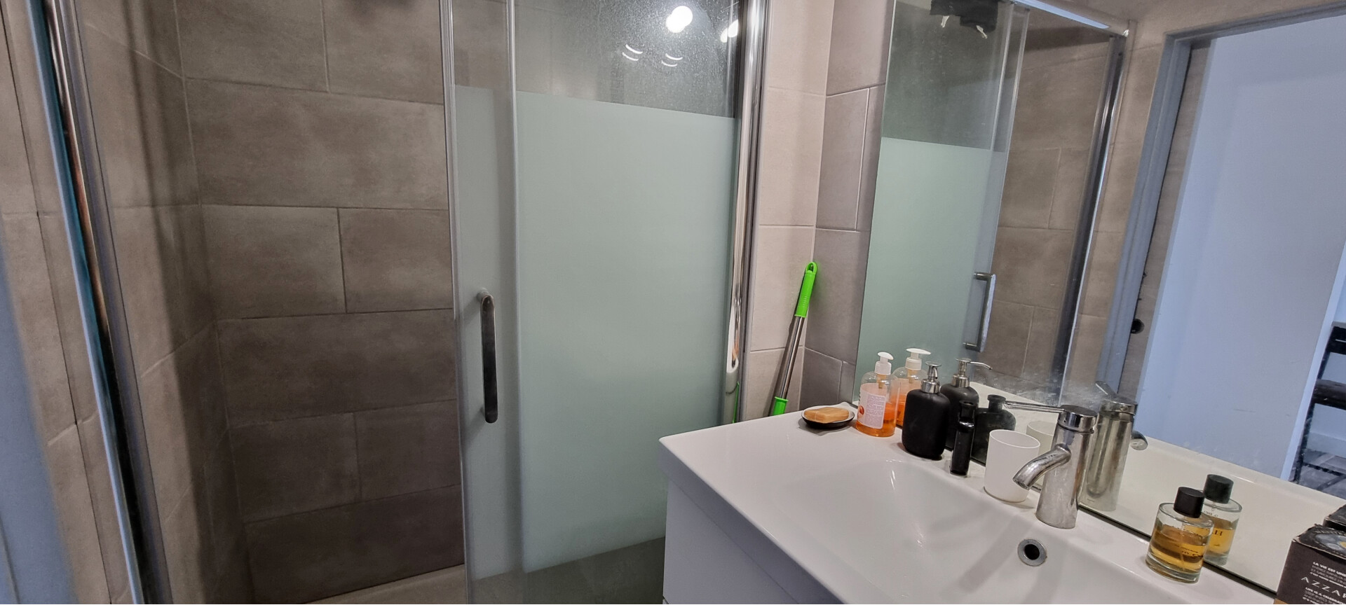 Apartment à Nîmes — vignette 11
