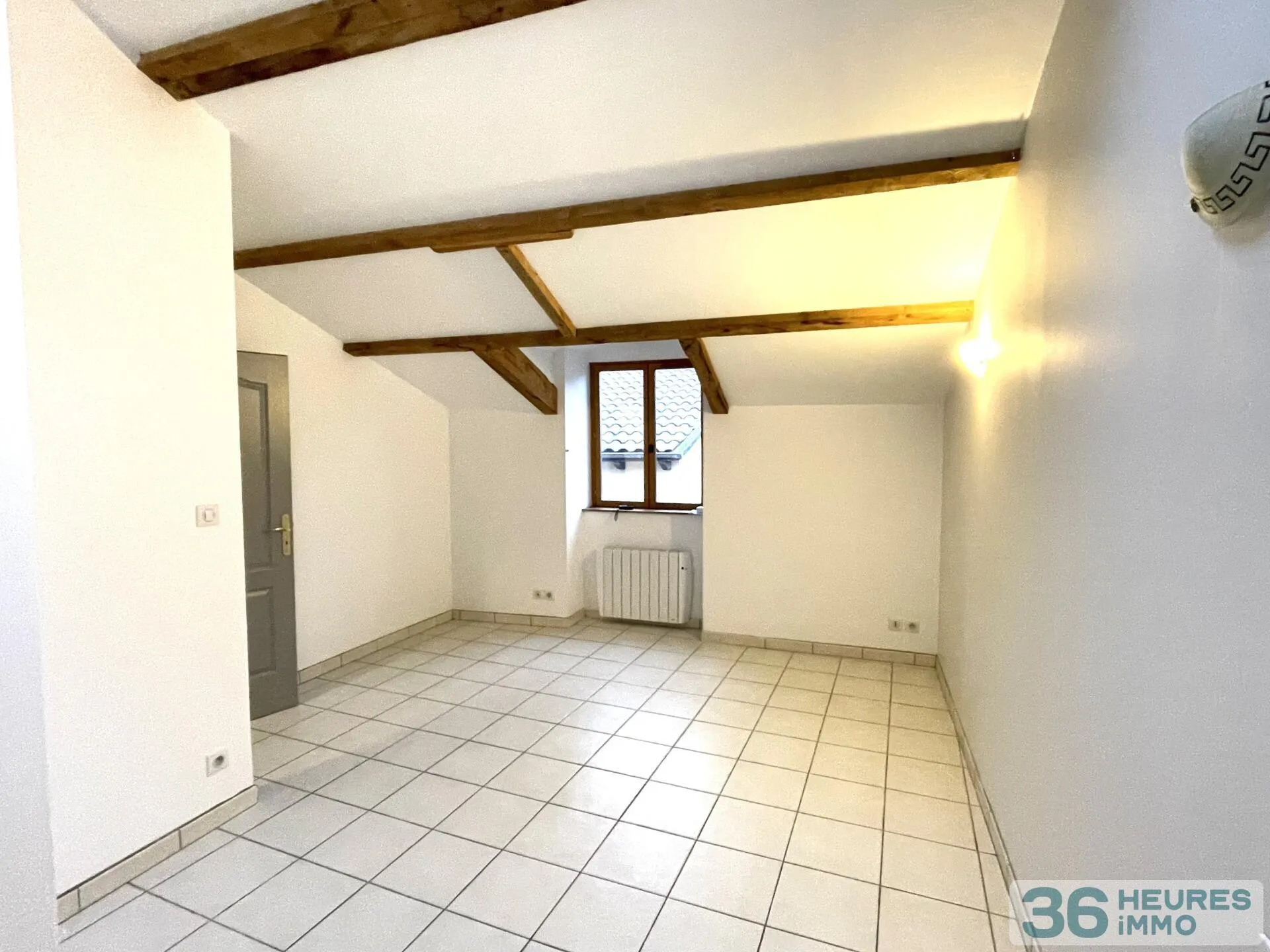 Apartment à Millau — vignette 4