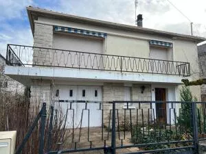 House à Malemort — vignette 2