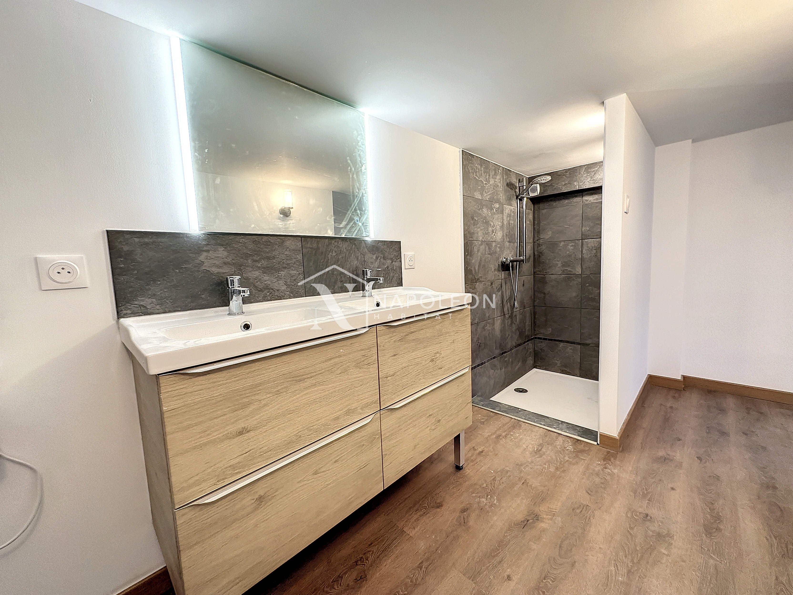 Apartment à Lille — vignette 8
