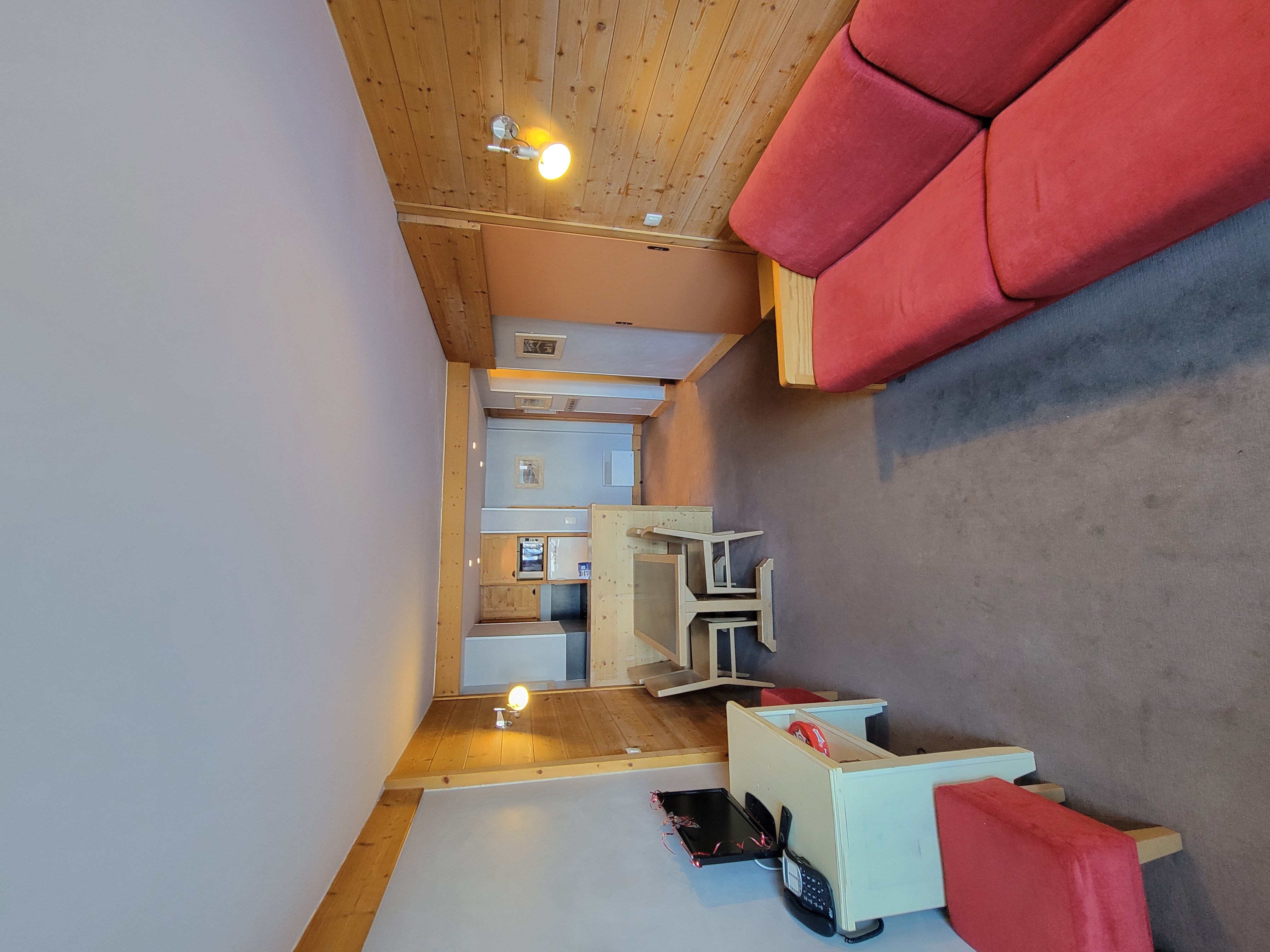 Spacieux appartement avec accès PMR face aux pistes dans une résidence à Belle Plagne haut
