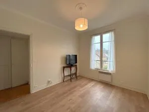 Apartment à Antony — vignette 2