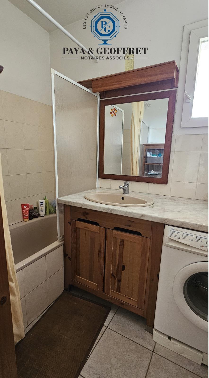 Apartment à Garéoult — vignette 11