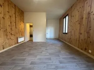 Apartment à Bordeaux — vignette 2