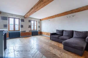 Apartment à Clermont-Ferrand — vignette 2
