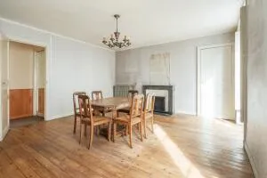 APPARTEMENT DE CHARME À RÉNOVER - NANTES DOBRÉE / SANITAT