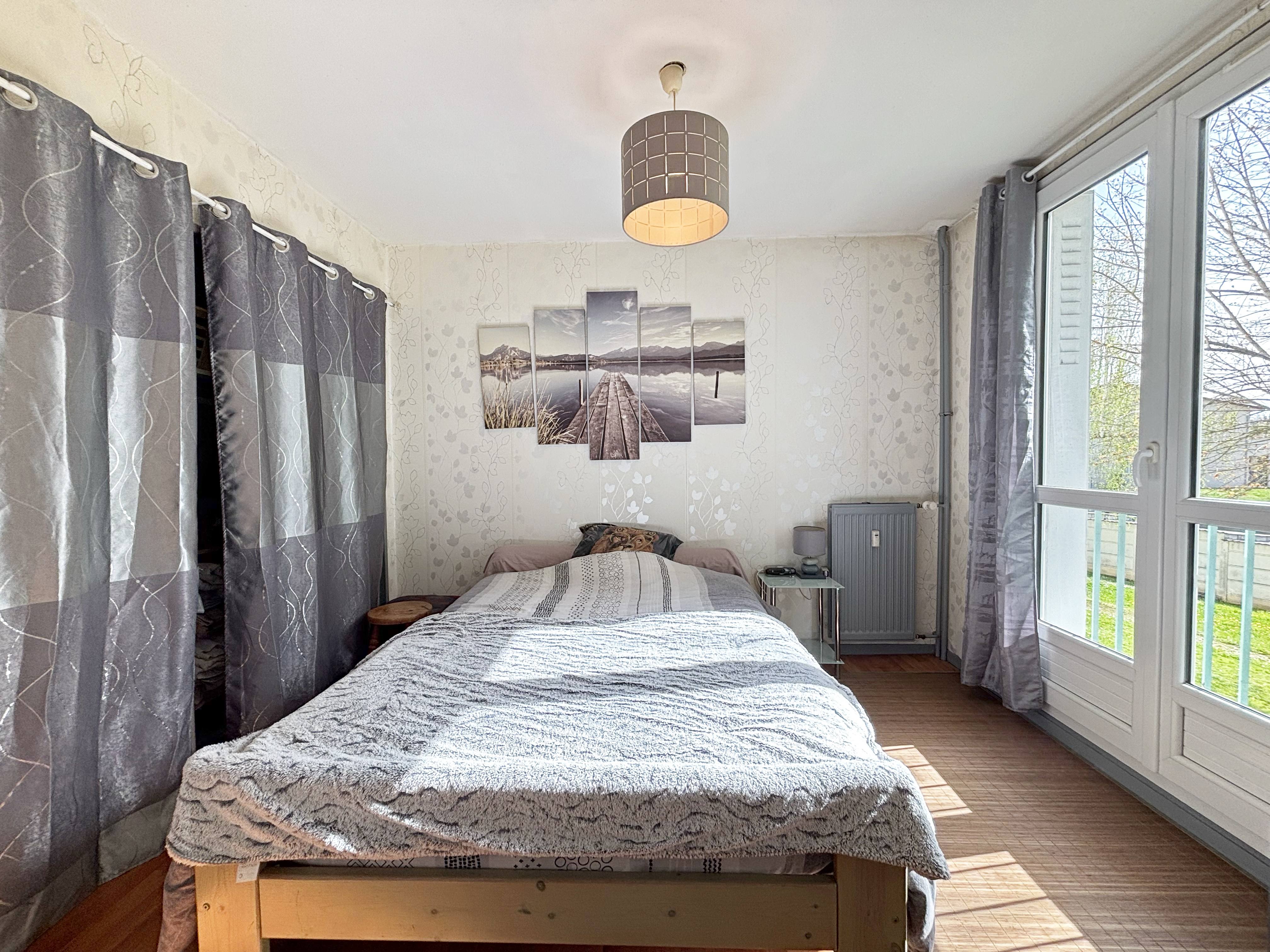 Apartment à Limoges — vignette 8
