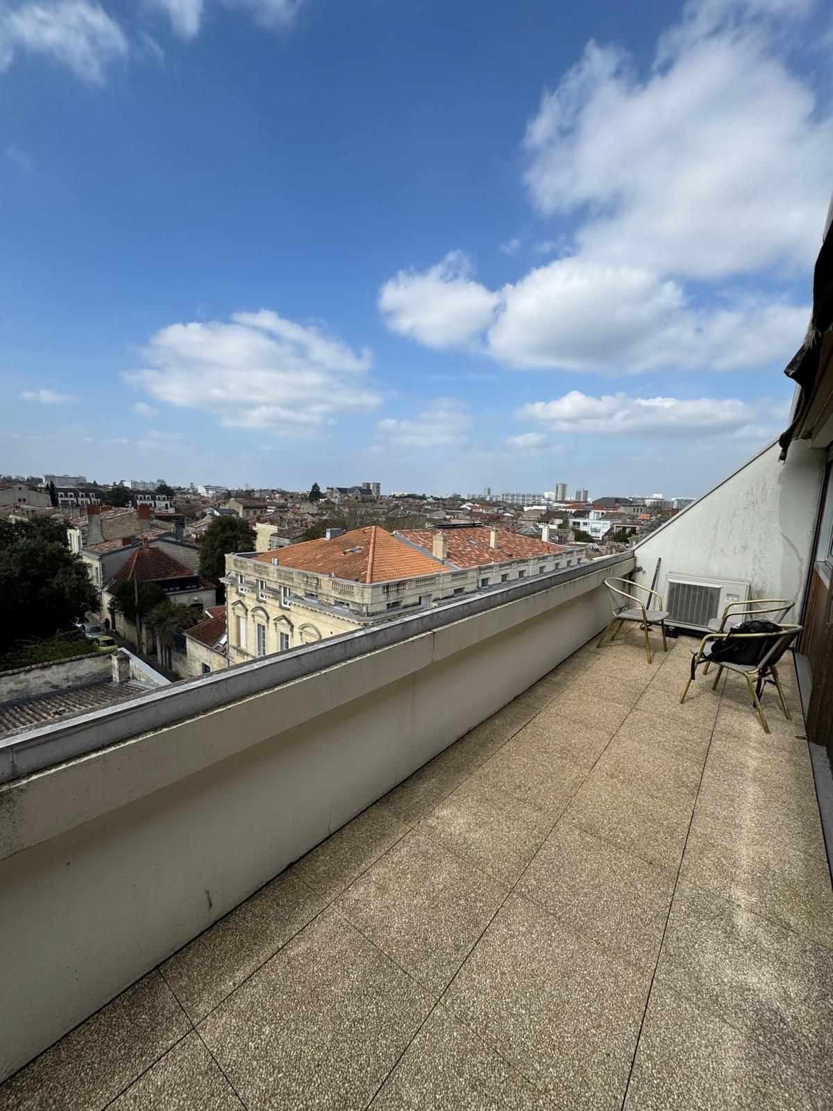 Appartement à Bordeaux — vignette 8