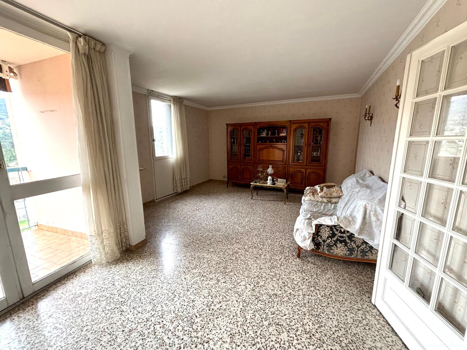 Apartment à Alès — vignette 3