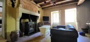 House à Montbron — vignette 4