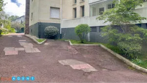 Garage / Parking à Sceaux — vignette 3