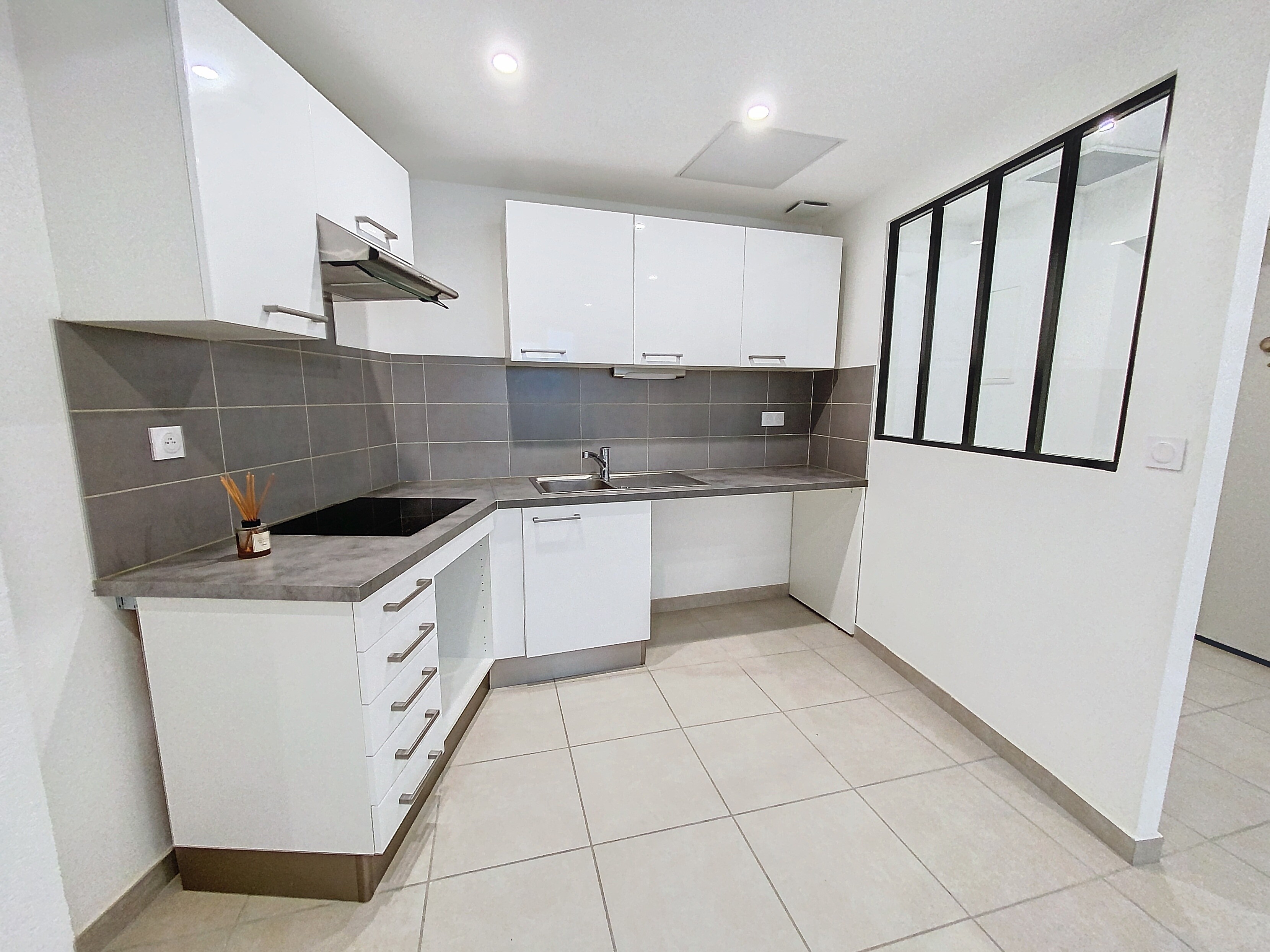 Apartment à Nîmes — vignette 4