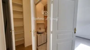 Apartment à Morangis — vignette 7