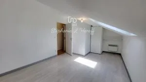 Apartment à Morangis — vignette 8