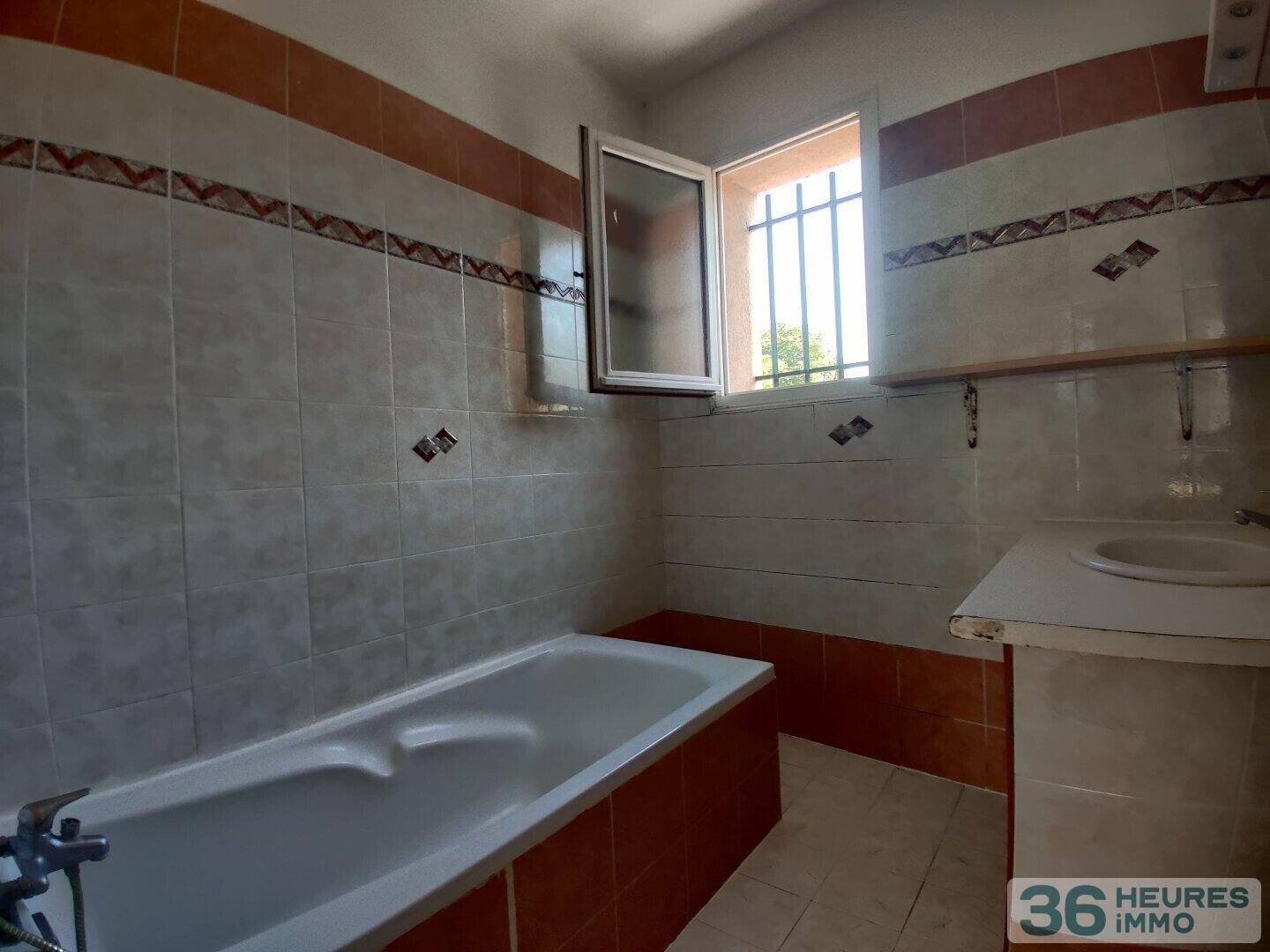House à Saint-Maximin-la-Sainte-Baume — vignette 5