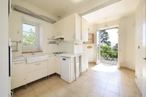 Apartment à Sainte-Foy-lès-Lyon — vignette 6