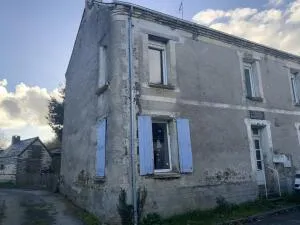 MAISON DE BOURG
