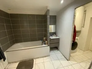 House à Ombrée d'Anjou — vignette 12