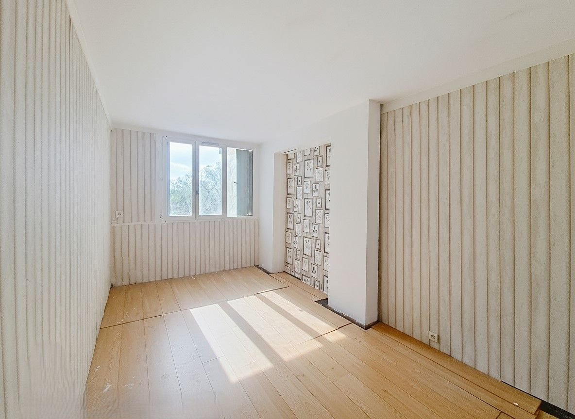 Apartment à Val-de-Reuil — vignette 15