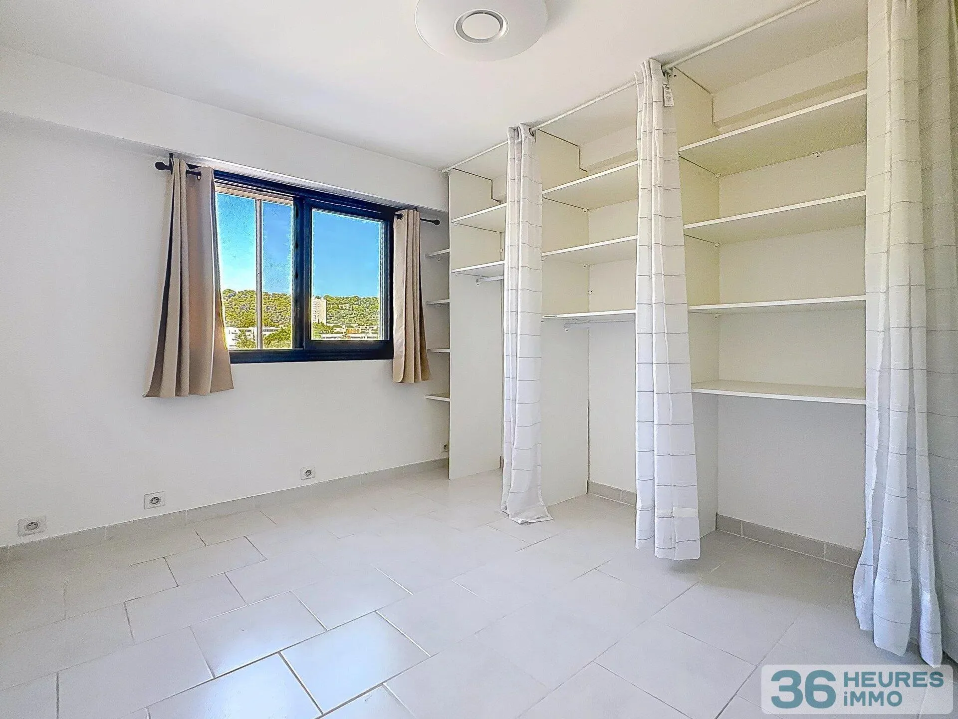 Apartment à Le Cannet — vignette 5