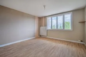 Apartment à Voiron — vignette 2