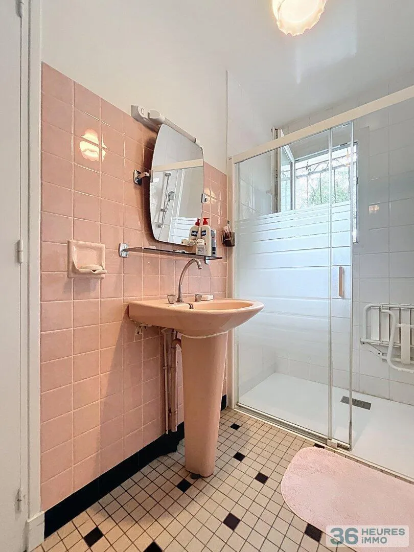 House à Veigné — vignette 11