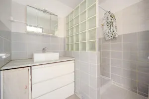 Apartment à La Valette-du-Var — vignette 8