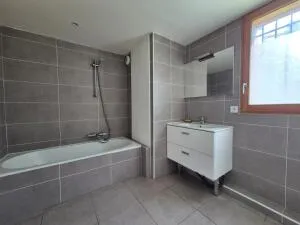 Apartment à Saint-Étienne-de-Tinée — vignette 6