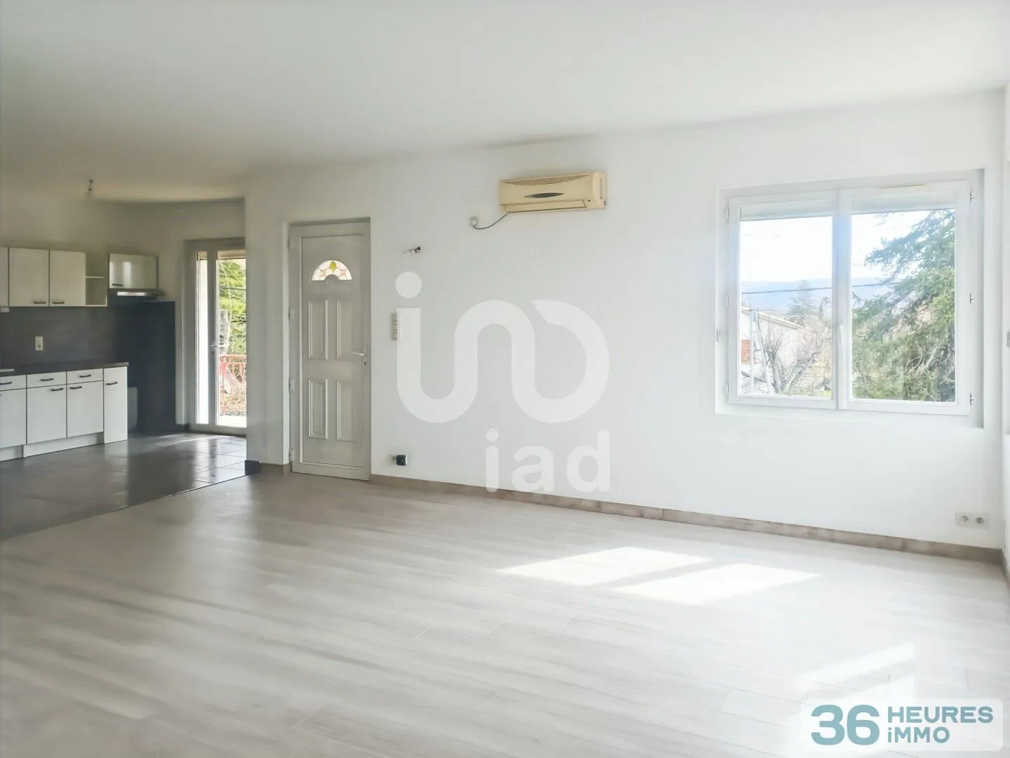 House à Volx — vignette 8