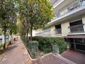 Apartment à Rueil-Malmaison — vignette 12
