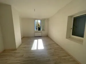 Estate à La Bastide-des-Jourdans — vignette 12