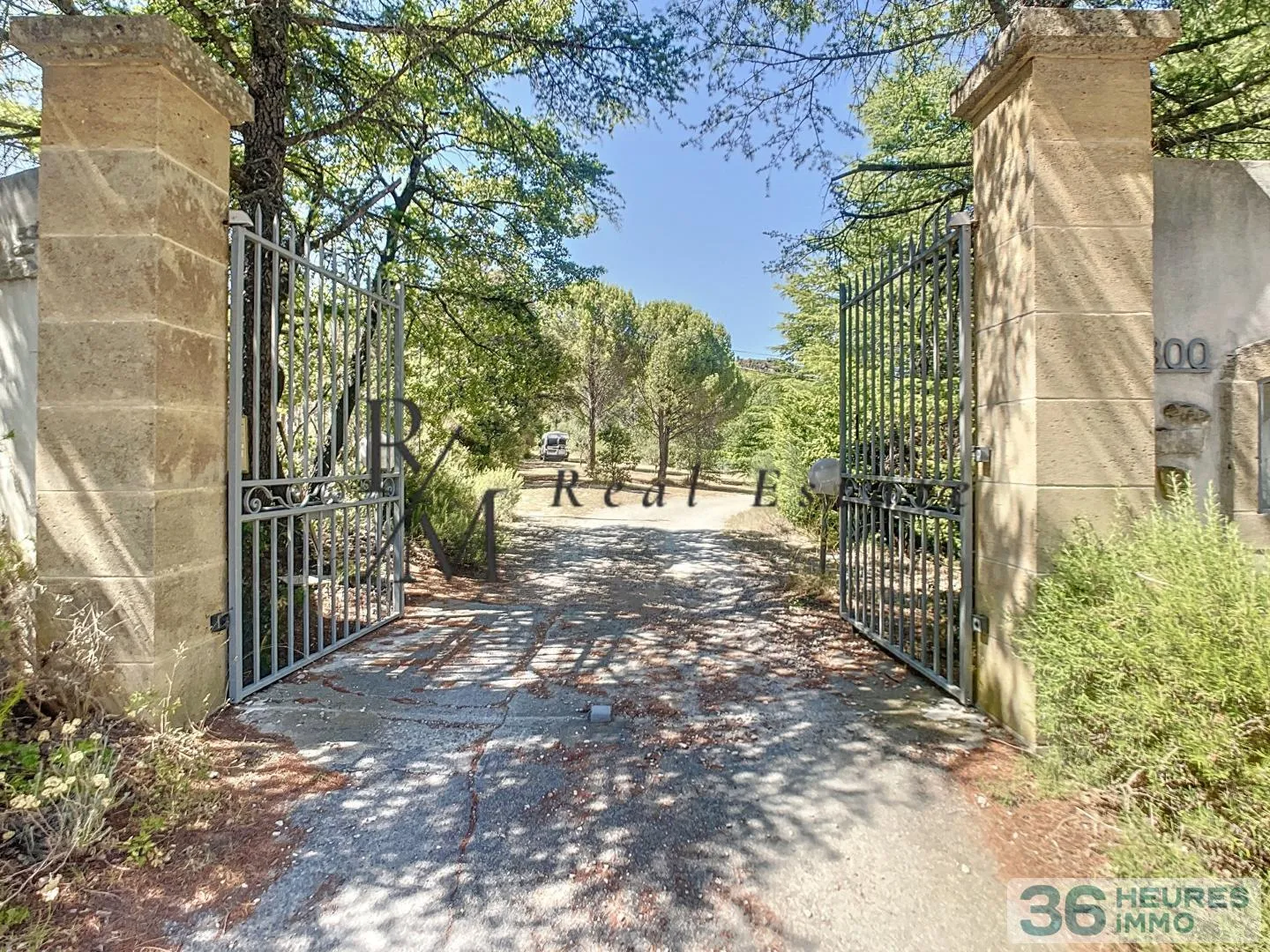 Estate à Rognes — vignette 20