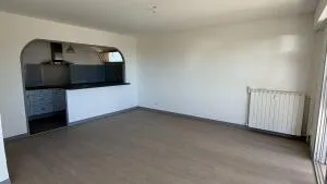 Apartment à Antibes — vignette 6