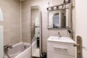 Apartment à Antibes — vignette 7