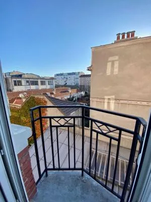 Apartment à Charenton-le-Pont — vignette 9