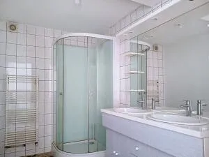 House à Trémentines — vignette 7