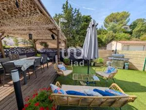 Appartement à Fréjus (83370)   2 chambres  3 pièces  70 m²  69 m² de terrain