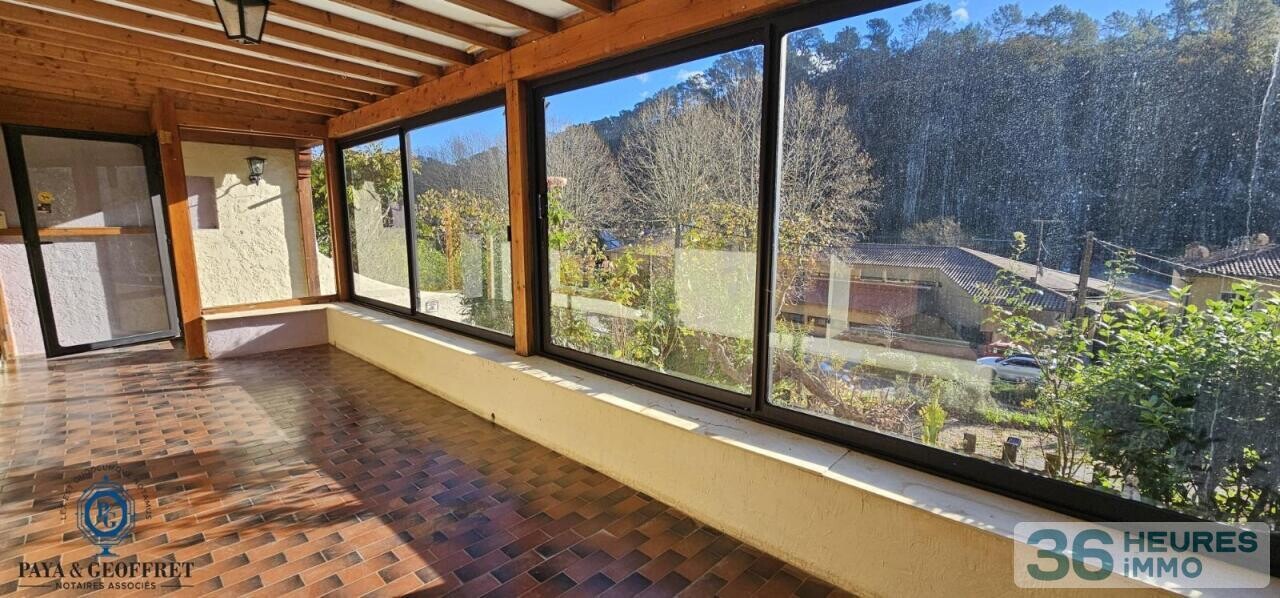 House à Méounes-lès-Montrieux