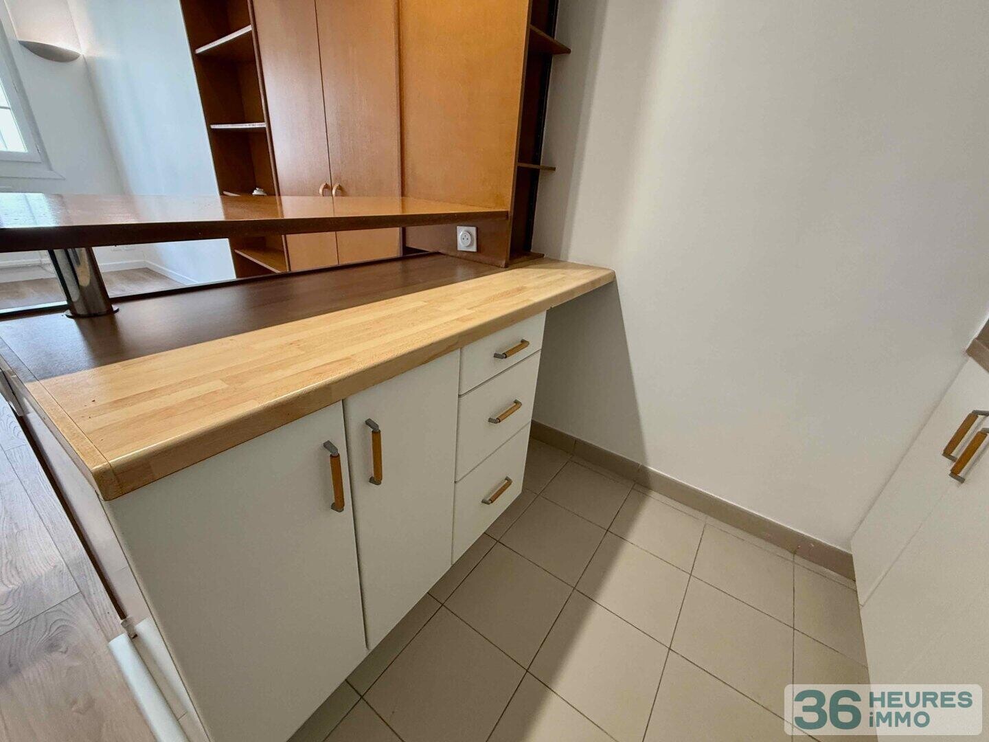Apartment à Paris 15e Arrondissement — vignette 8