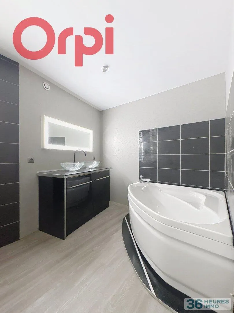 Apartment à Vichy — vignette 6