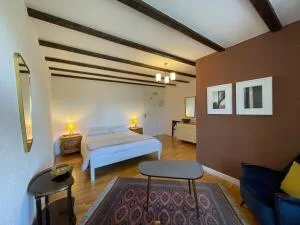 Business and/or Commercial Premises à Chabrillan — vignette 106